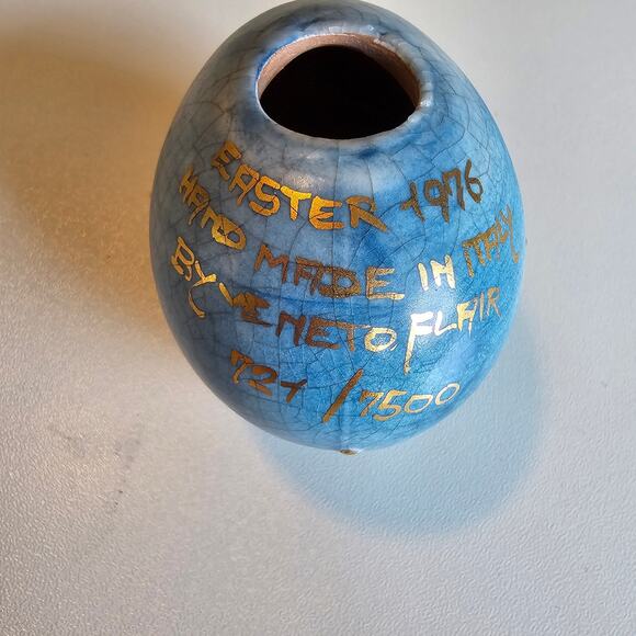 Vintage 1976 Italian Veneto Flair Floral Cherry Blossom Easter Egg with Stand - Picture 4 of 10